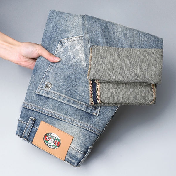 ブランドジーンズ背面デザイン